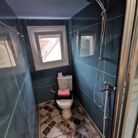 Bleu Jaccuzi Apartment *